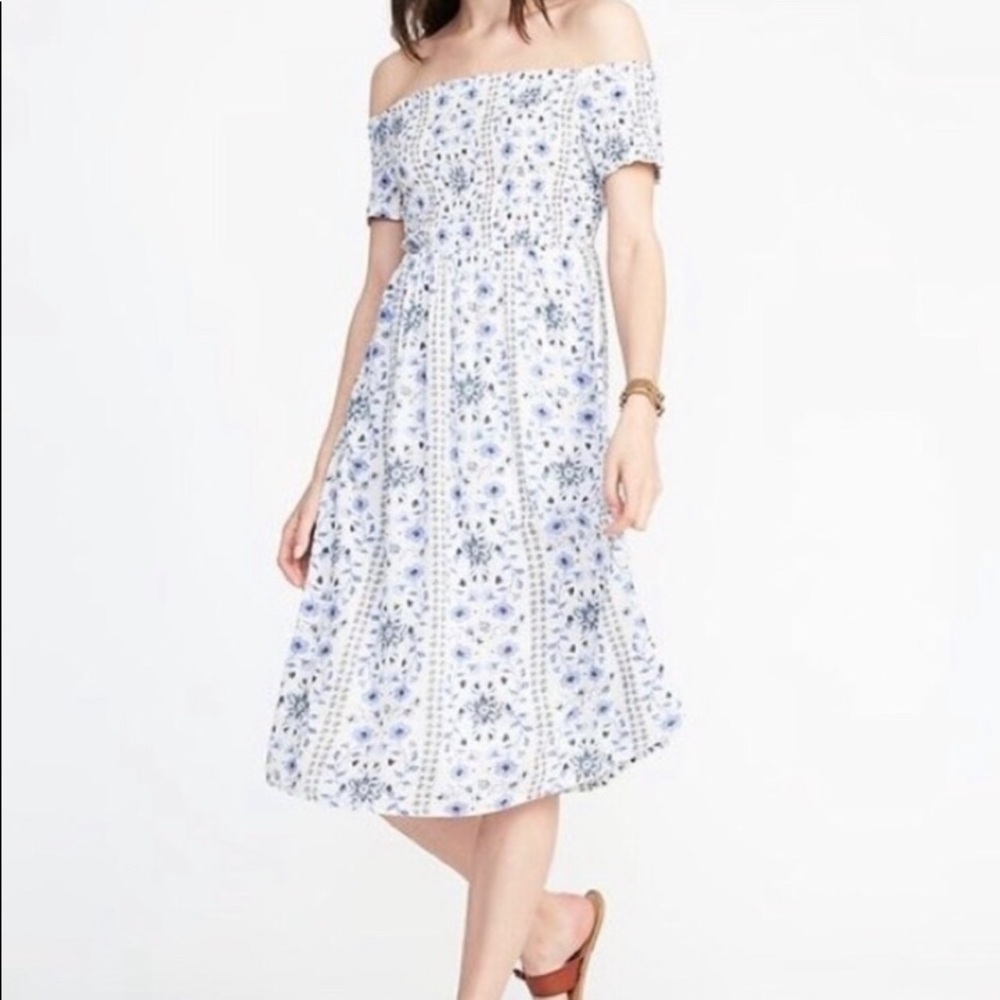 Old Navy Smocked Floral Midi Dress